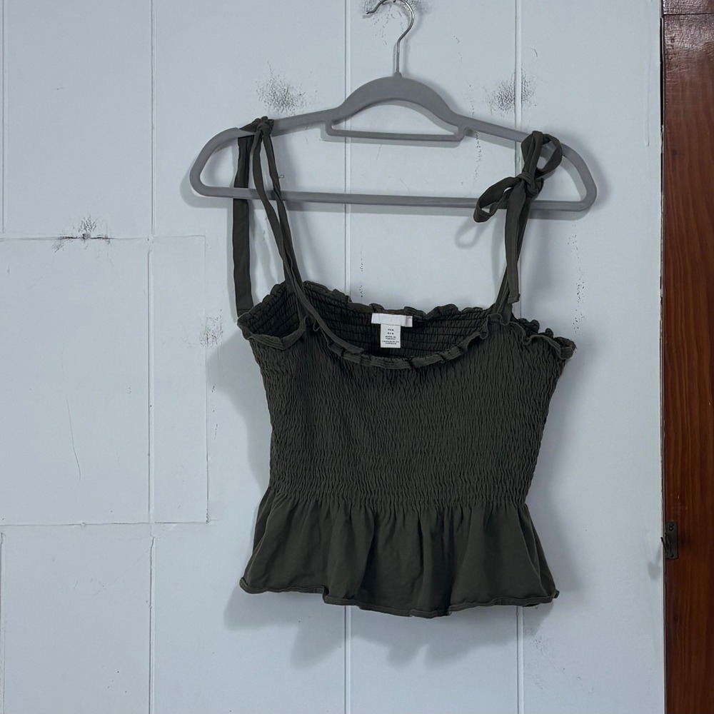 H&M Womens Olive Green Smocked Peplum Top Tie Shoulder Camisole Size Medium